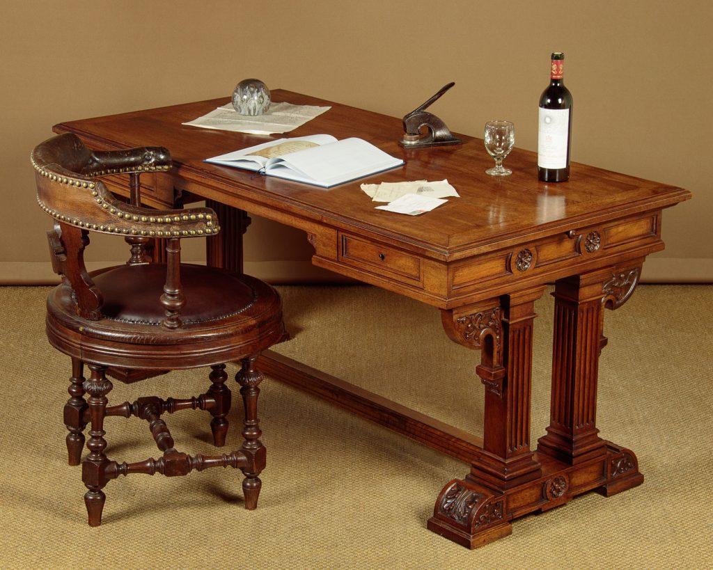 Large Walnut Desk or Library Table c.1900 Collinge Antiques